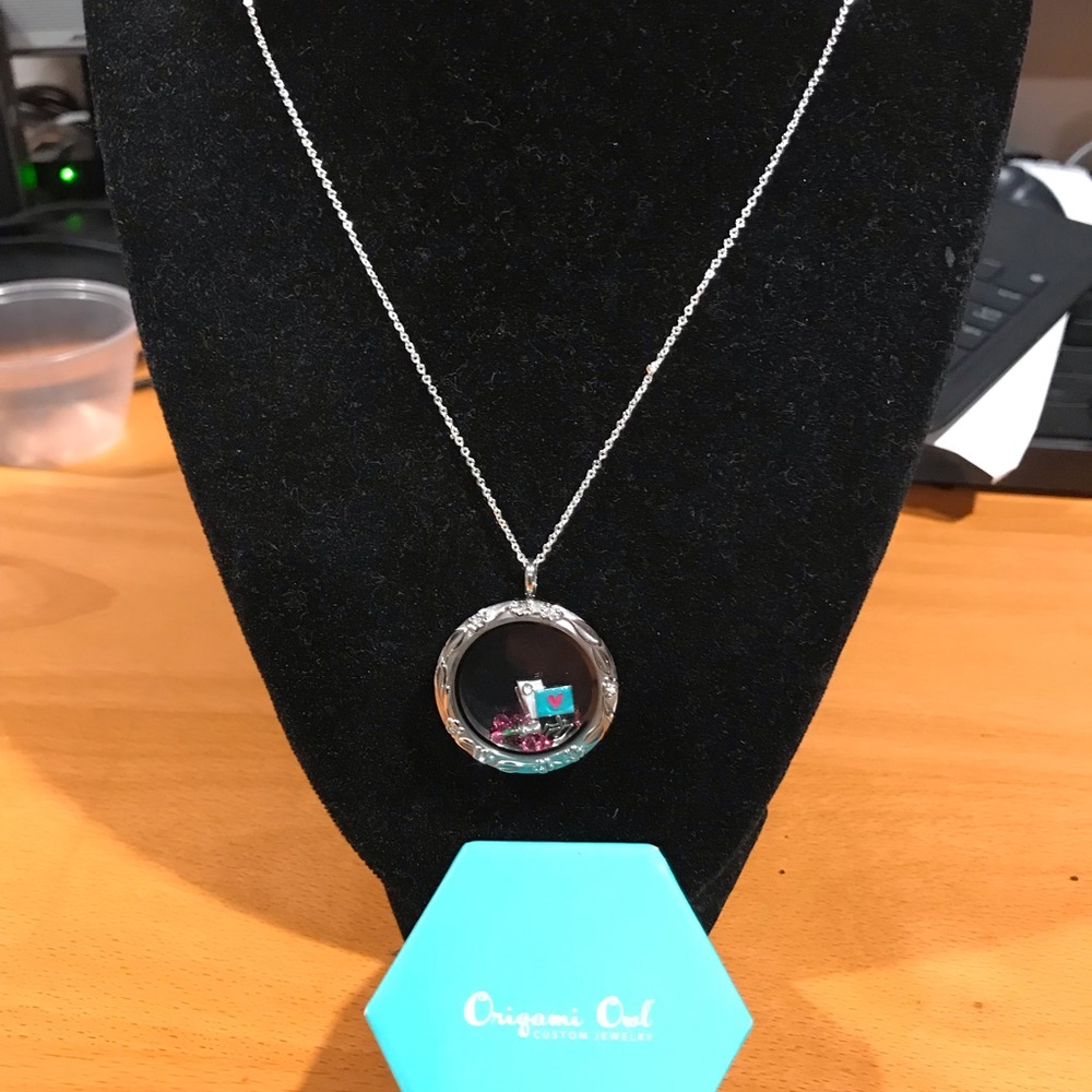 Origami Owl Graduation Locket